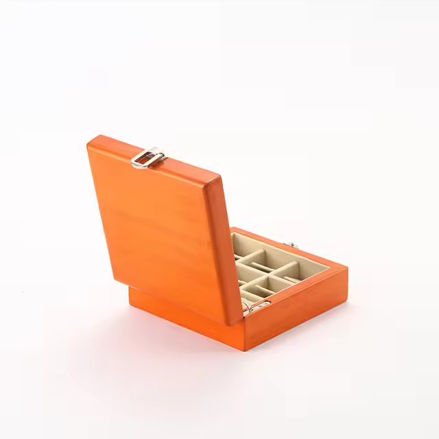 New Wooden Modern High-end Exquisite Portable Jewelry Box with Mirror for Home Decoration Rings Earrings Necklace Storage