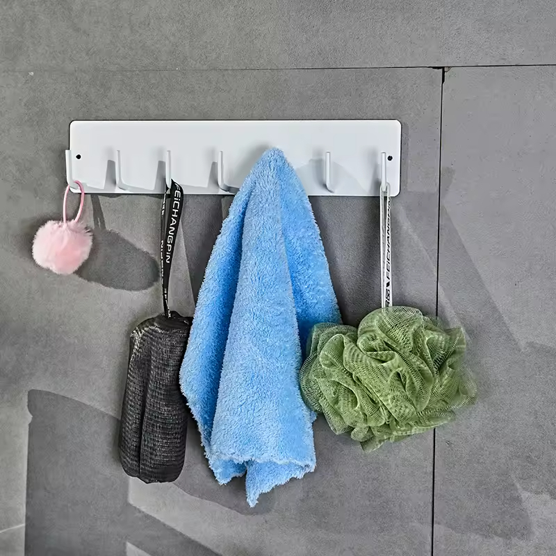 Heavy Duty Door Hanger Hook Over Door Towel Rack with Coat Hooks for Hanging Towels Key Bags Bathroom Door White Magnetic Hook