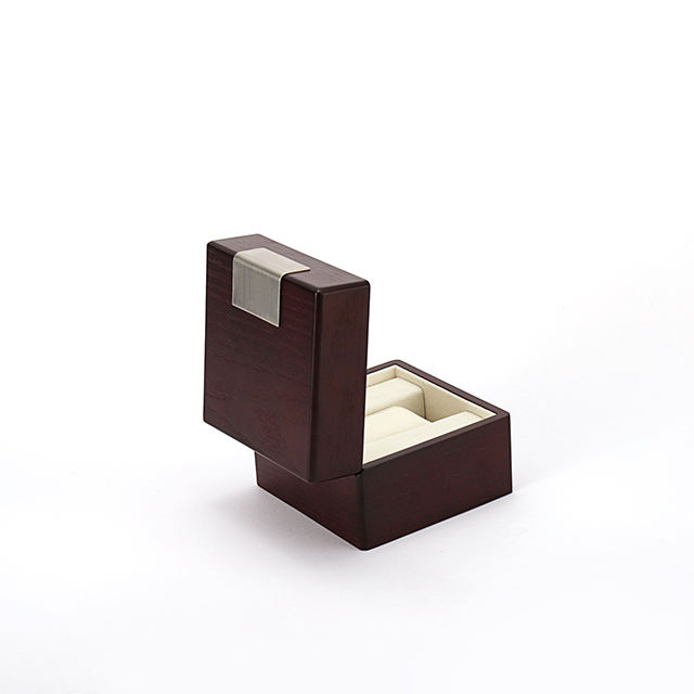 Hot Selling Luxury Brown Wooden Watch Box Custom Logo Plated Modern Rectangle Home Decoration Gift Packaging Durable