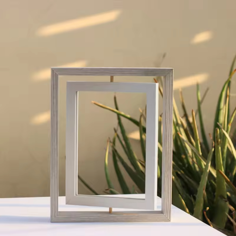 Modern Photo Frame